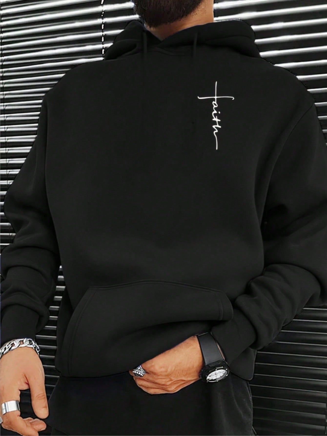 Hombre003  Sudadera con capucha para hombre